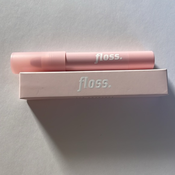Floss lip advocate sheer tint in Proof - Picture 6 of 9